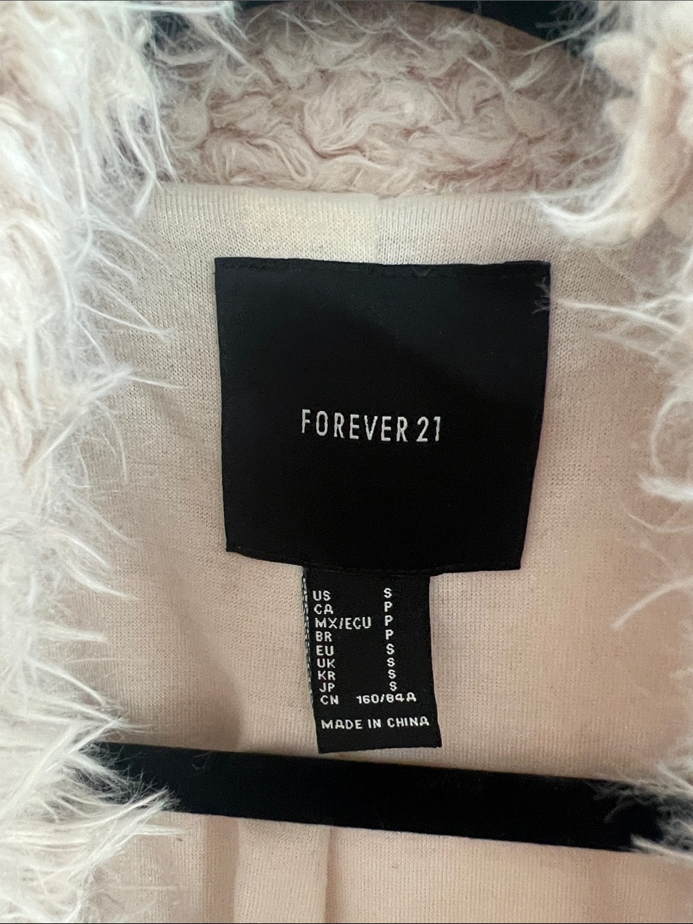 Forever 21 Plush Faux-Fur Teddy Jacket in Cream - Picture 3 of 7